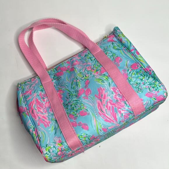 Lilly Pulitzer Thermal Insulated Lunch Tote Bag in Little Fishes Print - Picture 4 of 7